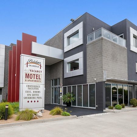 Bridges On Argyle Motel Траралгон Екстериор снимка